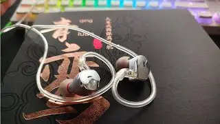 Игровые наушники вкладыши Zhulinniao Qingluan Z4 HIFI IEM