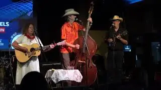 The Cartwheels band at west leagues NSW  C0122