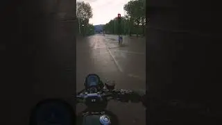 Purring. #shorts #triumph #bonneville #short #exhaust #london #motorcycle #biker #bike #shortvideo