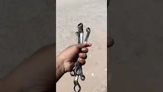 Comment Karoo Iss tools Ka Naam Kay Hai guyzz 🪛🤗#bikerepair #mechanical