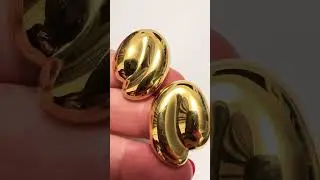 Глянцевые, гладкие клипсы Liz Claiborne, США в классическом дизайне 80х -90х годовРазмер 3*2,5см