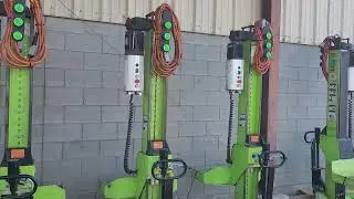 GovDeals: Lot of 4 Ari Hetra 15000LB. Movable Vehicle Lift
