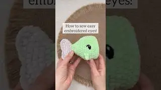 Easy Embroidered Eyes Tutorial | #amigurumi #crochet et