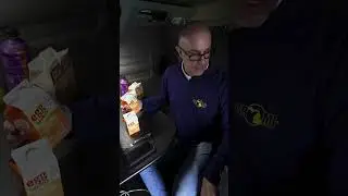 How to cook breakfast in a semi truck #trucking #trucker #truckdriverlife #semitruck #logistics