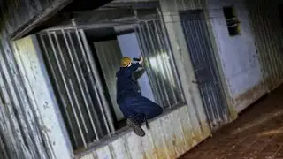 Это была самая большая ошибка – войти в этот дом с привидениями.