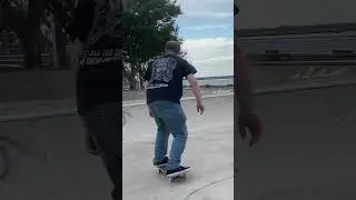 Bs noseblunt to 5-0 bigspin.. or what would you call this?
