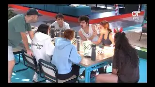 OT2023 hablan de su miopía y chiara no acepta que necesita gafas 16/12/2023
