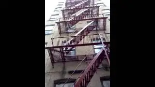 NYC FIRE ESCAPE SCRAPE & PAINT QUEENS.