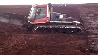 Pistenbully 330d  mit Mercedes OM 441 V6 Sound