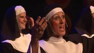 RTVBorne 20171118 Capriccio97 Het dorpscafe 07 Joa ik heur bie hem tv
