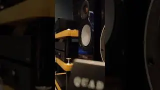 MONITOR AUDIO SILVER 50 7TH GEN | AMY WINEHOUSE - STRONGER THAN ME