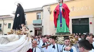 Vibo Valentia Venerdì Santo Pasqua 2024 Uscita processione VARI O MISTERI. Chiesa del Rosario. 3/13