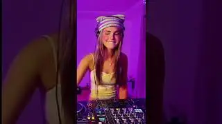 Like a g6 but wubby #ukg #twitch #twitchdj #dj