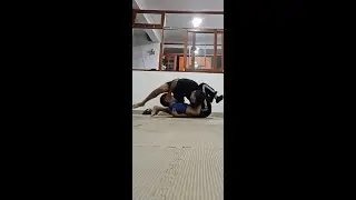 Escapes del Ground and pound.