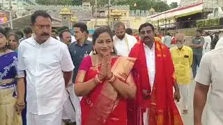 Home Minister Vangalapudi Anitha Visit Tirumala