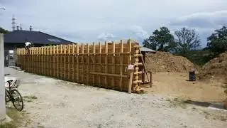 Timber formwork - Reinforced concrete wall