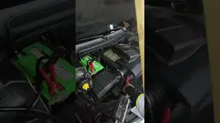 Day in the life of a roadside tech/mechanic:Quick jump start #automobile #pov #roadside #fyp