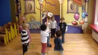 2011.11.28 - Kids Ville - Hop - Hop