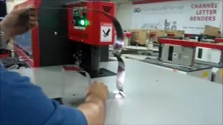 Bending of letter R on the flat stainless steel tape