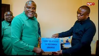 BABA LEVO ACHUKUA FOMU YA UTEUZI KUGOMBEA UBUNGE KIGOMA, ''MIMI NI ZAIDI YA FIMBO YA MUSA''