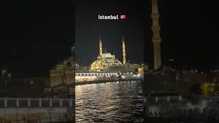 Glowing Yeni Cami over Golden Horn #YeniCami #NewMosque #Istanbul #emin&ouml;n&uuml; #turkiye