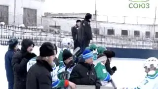 Хоккейный матч между ИК №16 и Салаватской епархией