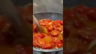 tonno olive capperi pomodori