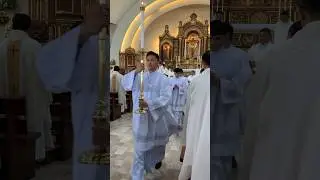 #chrism #mass #holythursday #sakristan #acolytes #seminarians #priests #bishop #serve #visitaiglesia