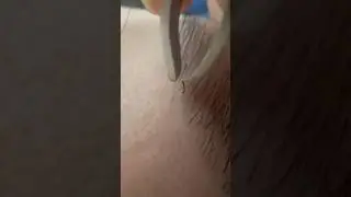 Goodbye, Thick Eyebrow Hair!#hairremoval #plucking #tweezers