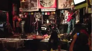 Tyler Roberts - Johnny Be Good