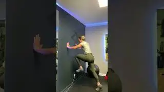 Runners Power March on Wall