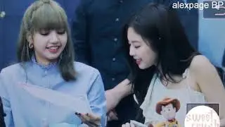 JENLISA MOMENTS  JUST GOT MARRIED OFFICIALLY during photobook fansign event[not fan service]💋