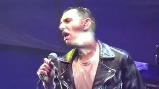 Alex Anwandter - Granada (Lanzamiento Amiga / Teatro Caupolican / 30.07.2016)