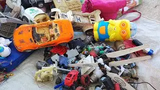 Breaking a washcloth with a bunch of other toys