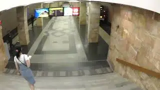 Станция метро Национальный парк Ташкент &mdash;&nbsp;Toshkent milliy bog'i metro bekati