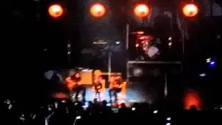 Paramore - Misguided Ghosts (Acoustic) - Writing The Future Tour - (5/3/15)