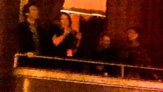 Duran Duran Fillmore San Francisco 4/16/11 Gela Nash Taylor waves to crowd