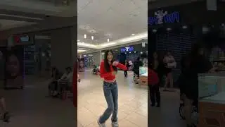 Parte 214 the girl in the back ate😭 #fyp #foryou #dance