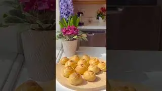 Traditional Balkan Bread: Pogacha with Olives and Grilled Mushrooms. Recipe In The Comments.#shorts