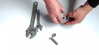 Q1 Beads SS Ceiling Swing Hanger Hook 900 kgs load bearing capacity.