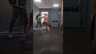 #boxingcoach #boxing  #boxeo #boxingworkout #boxingdrill #motivation #boxinglegends #boxingsocial