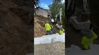How to build a Redi Rock Wall and Gravity Wall with excavator #construction #gravitywall #e60
