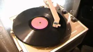 Lester's Savoy Jump - Lester Young (Savoy)Tenor Sax HD
