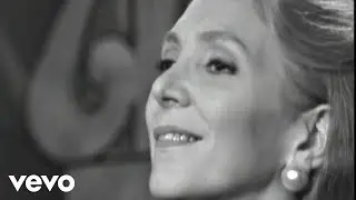 Maria Dolores Pradera - Caballo De Paso (SE&Ntilde;ORAS Y SE&Ntilde;ORES (ACTUACI&Oacute;N TVE))