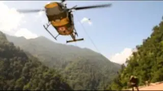 Indian Army mountain rescue team exit chopper for Uttarakhand flood rescue