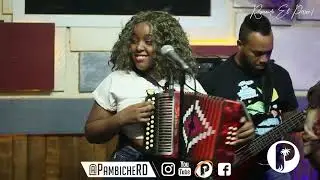 Claritza Acordeon Con El Cuarteto Tierra Adentro - La Cruz De Oro