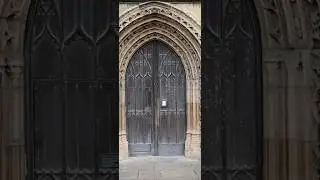 THE BEAUTIFUL 12TH CENTURY SAINT MARY'S CHURCH BEVERLEY ( ENTRANCE)
