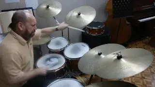 Соло на барабанах solo on drums....avant-garde jazz ...Ивангард