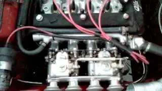 Alfa Romeo GT Bertone Motor / Engine Great  Sound 185 HP