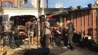 Patrick Ford Band at Lagunitas Tap Room She caught the Katy